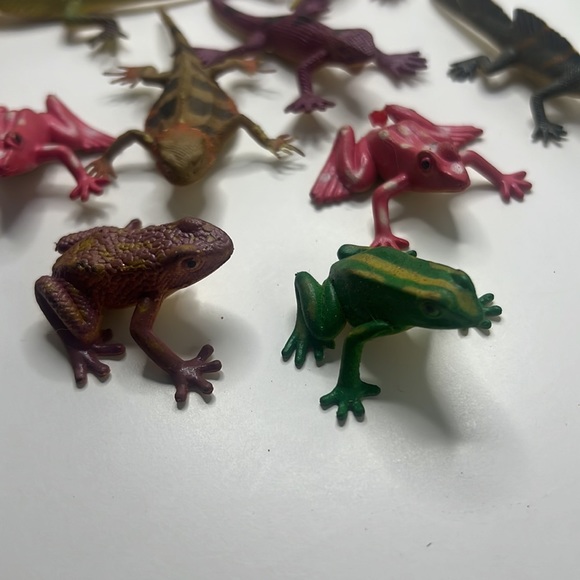 Rubber /  Plastic Toy Lot | Snakes, Frogs, Reptiles, Fish and More - Picture 6 of 17